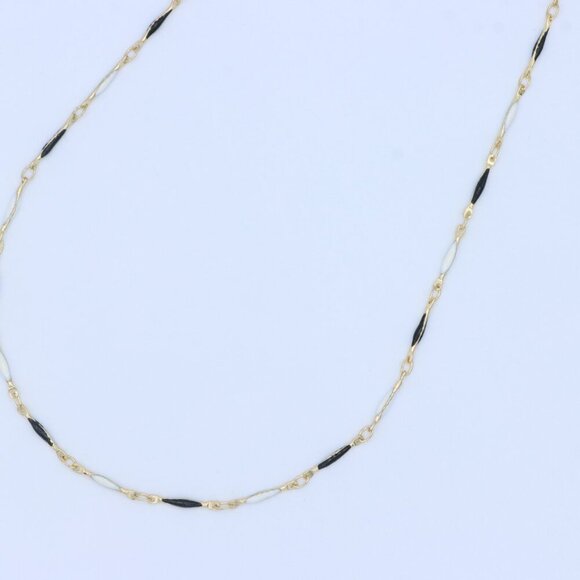 Minimalist Necklace Chain, Elegant Jewelry for Women & Girls | MLCRC1015 - Picture 2 of 10